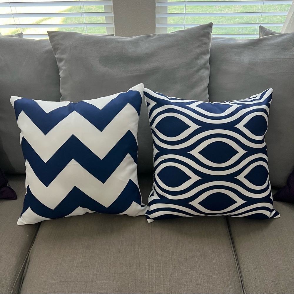 2 Decorative Pillow Covers Navy Blue & White NEW